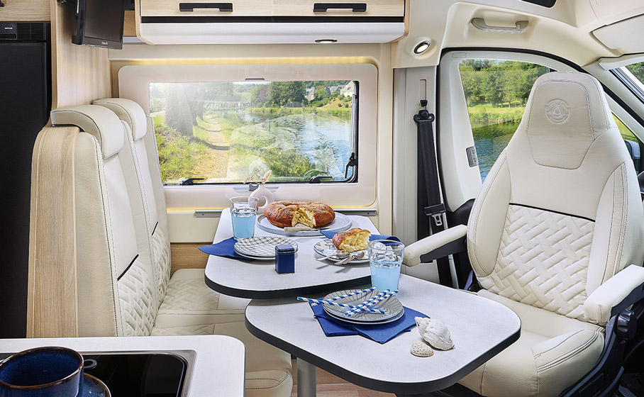 Campervan D55 Saphir - Wohnraum