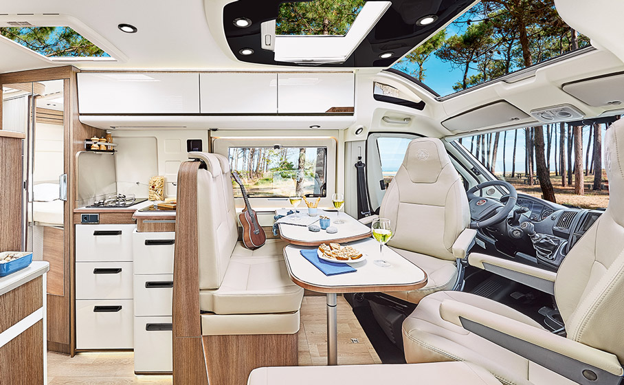 Campervan D62 Saphir - Wohnraum